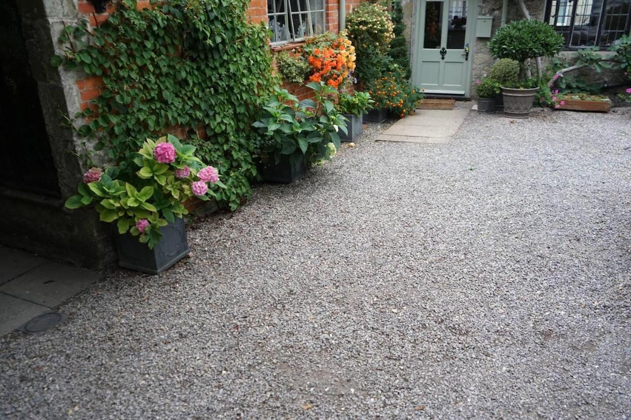 Villa Stunning Historic 2-Bed House in Shaftesbury Exterior foto