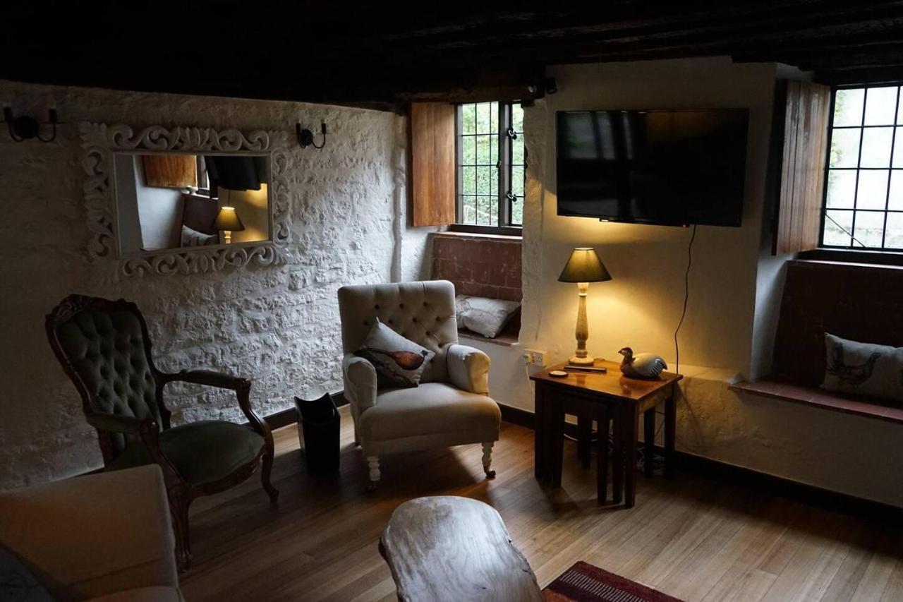 Villa Stunning Historic 2-Bed House in Shaftesbury Exterior foto