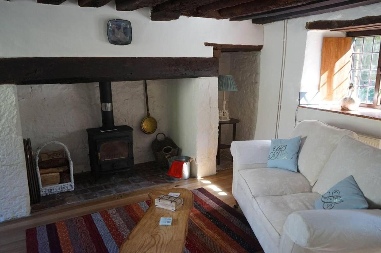 Villa Stunning Historic 2-Bed House in Shaftesbury Exterior foto