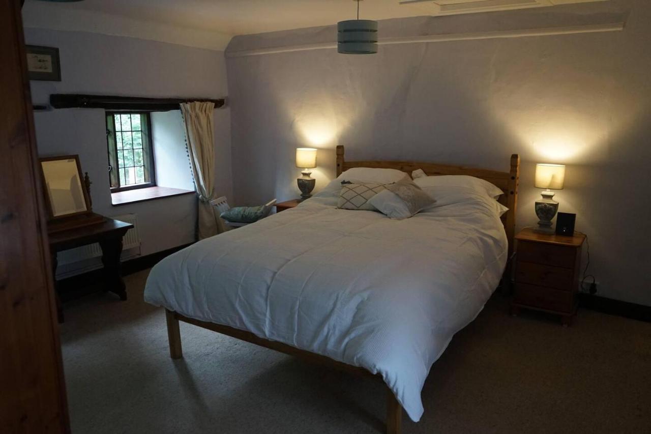 Villa Stunning Historic 2-Bed House in Shaftesbury Exterior foto